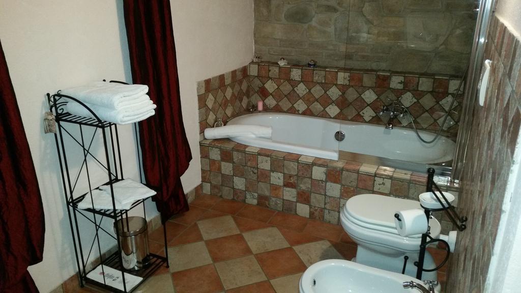 Villa Laura B&B Fossano Room photo